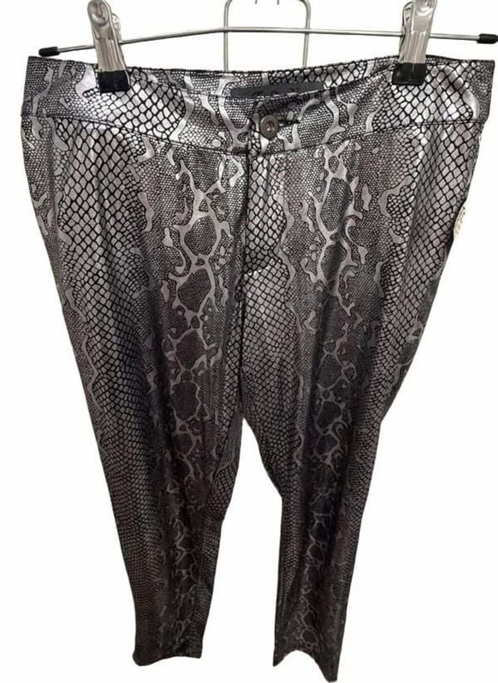 NWT TOV holy chic women’s S metallic Silver Snakeskin Leggings Skinny